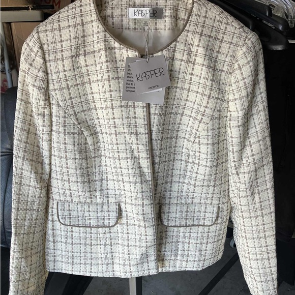Kasper Women's Cream Jacket - Picture 1 of 4
